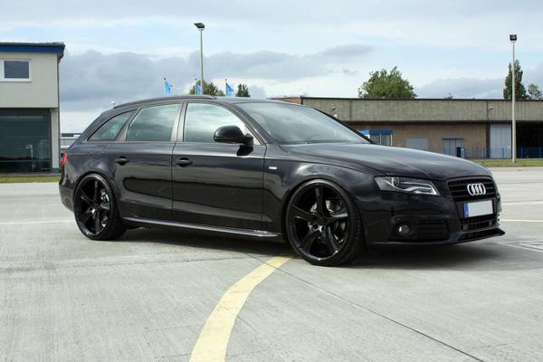 Audi A4 Avant Avus 1