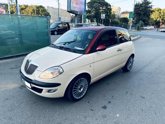 Lancia Ypsilon 2005
