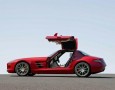 Mercedes-Benz a început producţia noului SLS AMG Gullwing