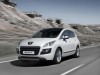 Noul Peugeot 3008 Hybrid4, primul hibrid diesel